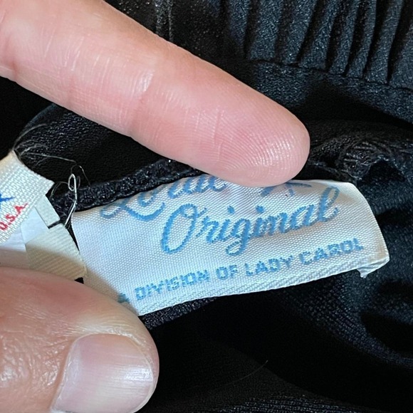 Vintage 70s Lady Carol Black Victorian Pleated Dress Cottage Goth Size 12 1/2 - Picture 5 of 8